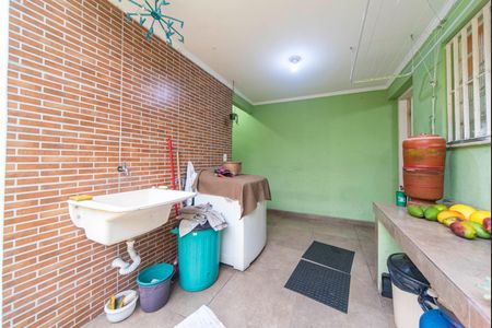 Área de Serviço de casa à venda com 3 quartos, 169m² em Parque Industriario, Santo André