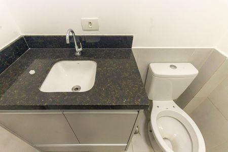 Banheiro de apartamento para alugar com 1 quarto, 32m² em Tatuapé, São Paulo