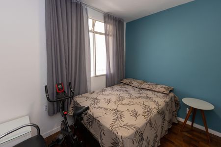 Apartamento à venda com 95m², 3 quartos e 2 vagas Apartamento à venda com 95m², 3 quartos e 2 vagasQuarto 2