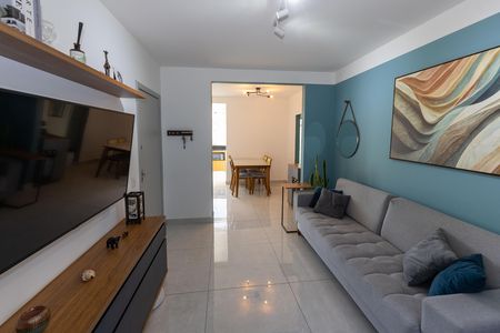 Apartamento à venda com 95m², 3 quartos e 2 vagas Apartamento à venda com 95m², 3 quartos e 2 vagasSala de TV