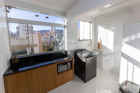 Apartamento à venda com 95m², 3 quartos e 2 vagas Apartamento à venda com 95m², 3 quartos e 2 vagasÁrea de Serviço