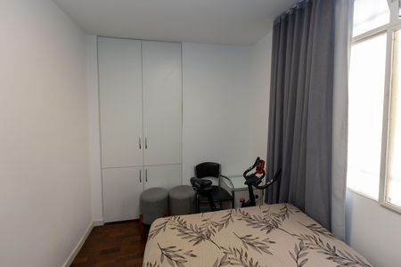 Apartamento à venda com 95m², 3 quartos e 2 vagas Apartamento à venda com 95m², 3 quartos e 2 vagasQuarto 2