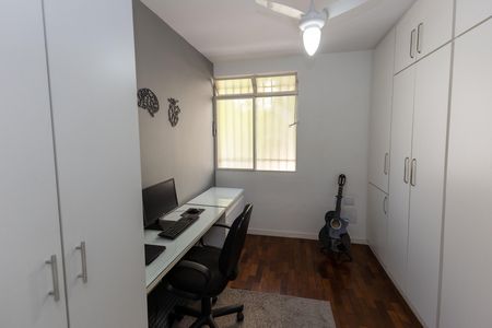 Apartamento à venda com 95m², 3 quartos e 2 vagas Apartamento à venda com 95m², 3 quartos e 2 vagasQuarto 1