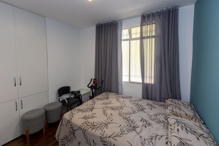 Apartamento à venda com 95m², 3 quartos e 2 vagas Apartamento à venda com 95m², 3 quartos e 2 vagasQuarto 2