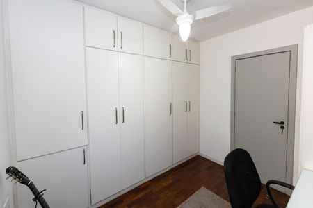Apartamento à venda com 95m², 3 quartos e 2 vagas Apartamento à venda com 95m², 3 quartos e 2 vagasQuarto 1
