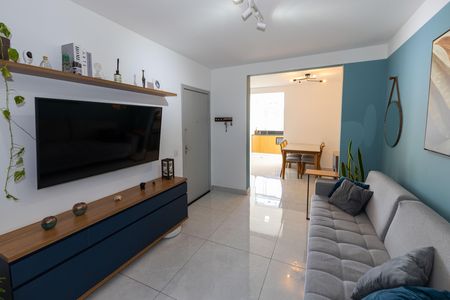 Apartamento à venda com 95m², 3 quartos e 2 vagas Apartamento à venda com 95m², 3 quartos e 2 vagasSala de TV