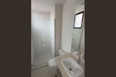 Apartamento à venda com 67m², 2 quartos e 1 vaga Apartamento à venda com 67m², 2 quartos e 1 vagaBanheiro