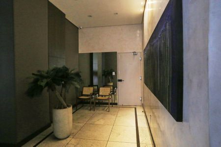 Studio para alugar com 29m², 1 quarto e 1 vaga Studio para alugar com 29m², 1 quarto e 1 vagaHall