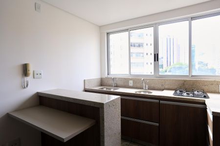 Studio para alugar com 29m², 1 quarto e 1 vaga Studio para alugar com 29m², 1 quarto e 1 vagaSala/Cozinha