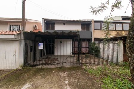 Casa à venda com 110m², 3 quartos e 1 vaga Casa à venda com 110m², 3 quartos e 1 vagaFachada