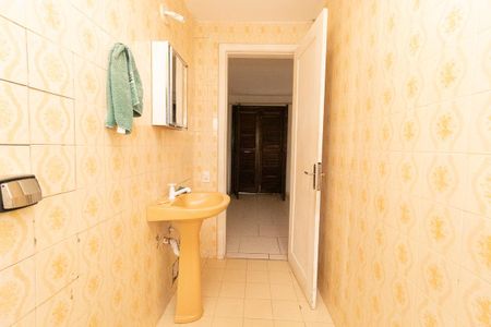 Casa à venda com 110m², 3 quartos e 1 vaga Casa à venda com 110m², 3 quartos e 1 vagaBanheiro da Suíte