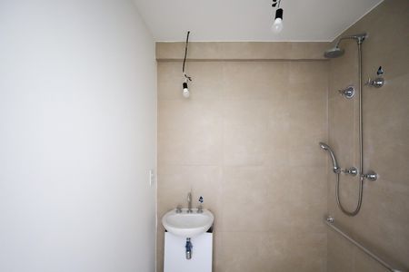 Studio à venda com 19m², 1 quarto e sem vaga Studio à venda com 19m², 1 quarto e sem vagaBanheiro