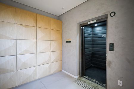 Studio à venda com 19m², 1 quarto e sem vaga Studio à venda com 19m², 1 quarto e sem vagaElevador