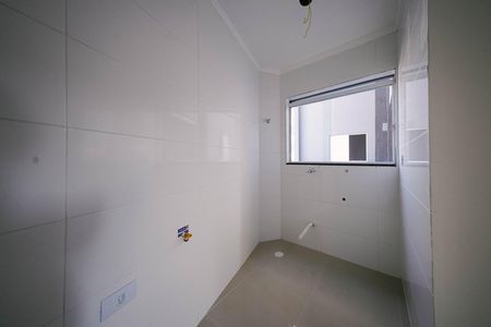 Apartamento à venda com 40m², 2 quartos e sem vaga Apartamento à venda com 40m², 2 quartos e sem vagaCozinha e Área de Serviço