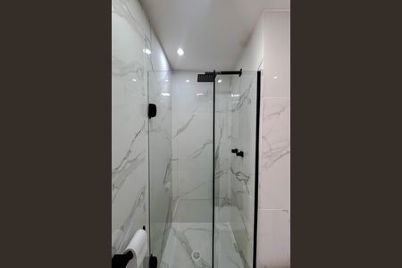 Apartamento para alugar com 45m², 2 quartos e 1 vaga Apartamento para alugar com 45m², 2 quartos e 1 vagaBanheiro