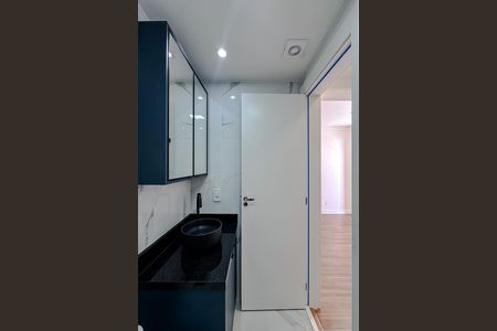 Apartamento para alugar com 45m², 2 quartos e 1 vaga Apartamento para alugar com 45m², 2 quartos e 1 vagaBanheiro