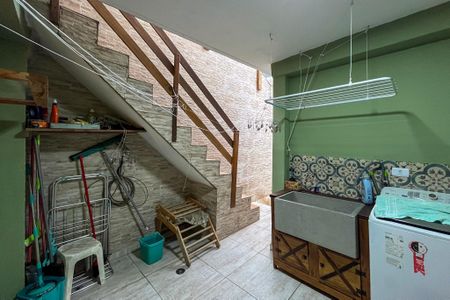 Área de Serviço de casa para alugar com 4 quartos, 179m² em Jardim da Saúde, São Paulo