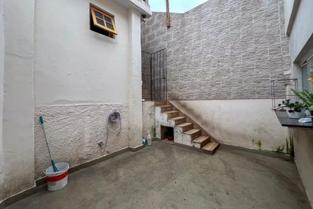 Quintal de casa para alugar com 4 quartos, 179m² em Jardim da Saúde, São Paulo