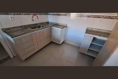 Sala/Cozinha de casa de condomínio para alugar com 2 quartos, 100m² em Coelho, São Gonçalo