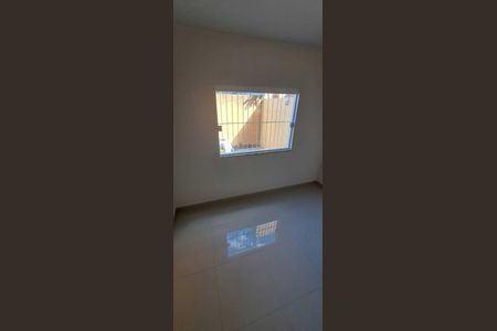 Quarto 1 de casa de condomínio para alugar com 2 quartos, 100m² em Coelho, São Gonçalo