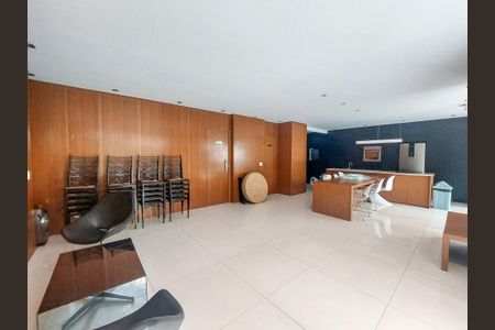 Apartamento à venda com 71m², 2 quartos e 2 vagas Apartamento à venda com 71m², 2 quartos e 2 vagasÁrea comum - Salão de festas