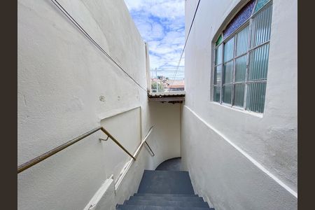 Casa para alugar com 35m², 1 quarto e sem vaga