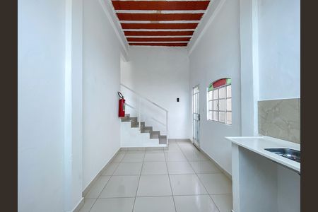 Casa para alugar com 35m², 1 quarto e sem vaga