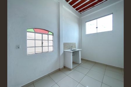 Casa para alugar com 1 quarto, 35m² em Havaí, Belo Horizonte