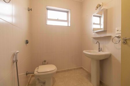 Banheiro de apartamento para alugar com 1 quarto, 61m² em Jardim da Gloria, São Paulo