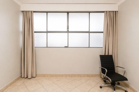 Apartamento para alugar com 200m², 4 quartos e 1 vaga Apartamento para alugar com 200m², 4 quartos e 1 vagaDormitório 4