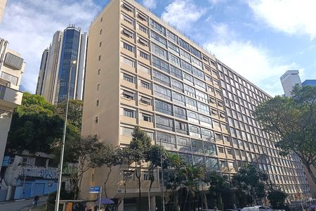 Apartamento para alugar com 200m², 4 quartos e 1 vaga Apartamento para alugar com 200m², 4 quartos e 1 vagaFachada