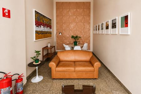 Apartamento para alugar com 200m², 4 quartos e 1 vaga Apartamento para alugar com 200m², 4 quartos e 1 vagaHall Social