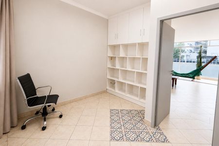 Apartamento para alugar com 200m², 4 quartos e 1 vaga Apartamento para alugar com 200m², 4 quartos e 1 vagaDormitório 4
