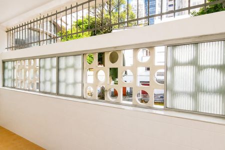Apartamento para alugar com 200m², 4 quartos e 1 vaga Apartamento para alugar com 200m², 4 quartos e 1 vagaÁrea de Serviço