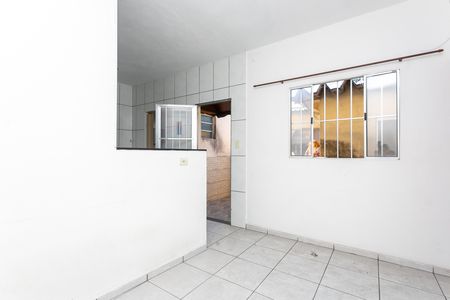 Casa para alugar com 50m², 1 quarto e sem vaga Casa para alugar com 50m², 1 quarto e sem vagaSala