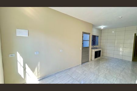 Casa para alugar com 2 quartos, 63m² em Vila Carmela Ii, Guarulhos