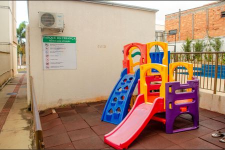 Apartamento à venda com 50m², 2 quartos e 1 vaga Apartamento à venda com 50m², 2 quartos e 1 vagaÁrea comum - Playground