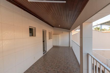 Casa para alugar com 380m², 4 quartos e 10 vagasCozinha Externa 