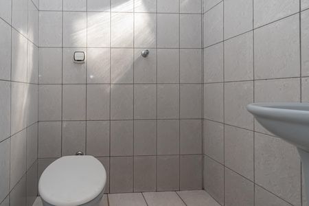 Banheiro 4 de casa para alugar com 4 quartos, 380m² em Parque Santo Antonio (nova Veneza), Sumaré
