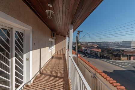 Varanda Sala de Estar de casa à venda com 4 quartos, 380m² em Parque Santo Antonio (nova Veneza), Sumaré
