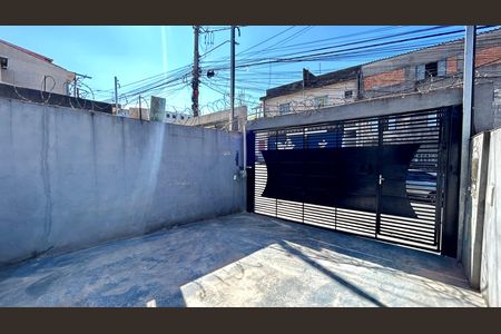 Garagem de casa para alugar com 2 quartos, 63m² em Vila Carmela Ii, Guarulhos