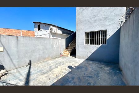 Garagem de casa para alugar com 2 quartos, 63m² em Vila Carmela Ii, Guarulhos