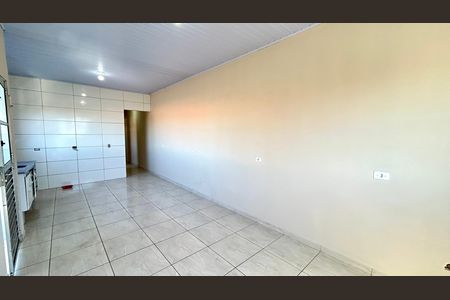 Sala de casa para alugar com 2 quartos, 63m² em Vila Carmela Ii, Guarulhos