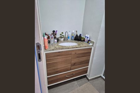 Apartamento à venda com 86m², 3 quartos e 1 vaga Apartamento à venda com 86m², 3 quartos e 1 vagaBanheiro