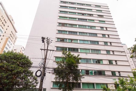 Fachada de apartamento para alugar com 1 quarto, 40m² em Lourdes, Belo Horizonte