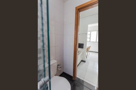 Banheiro Social de apartamento para alugar com 1 quarto, 40m² em Lourdes, Belo Horizonte