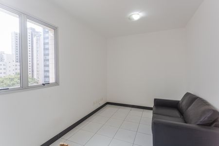 Sala de apartamento para alugar com 1 quarto, 40m² em Lourdes, Belo Horizonte
