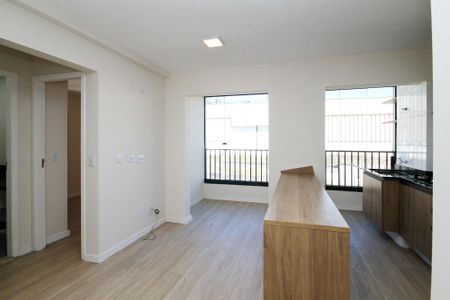 Sala de apartamento para alugar com 2 quartos, 43m² em Jardim da Gloria, Cotia
