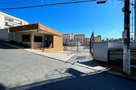 Apartamento para alugar com 43m², 2 quartos e 1 vaga Apartamento para alugar com 43m², 2 quartos e 1 vagaFachada Condomínio