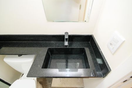 Apartamento para alugar com 43m², 2 quartos e 1 vaga Apartamento para alugar com 43m², 2 quartos e 1 vagaBanheiro
